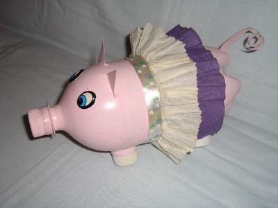 cerdo con botellas (3)