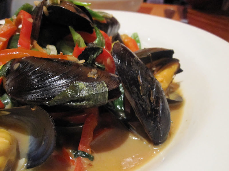 our second second course were mussels with red peppers, scallions, and onions. these were absolutely delicious. the flavor was very light and the mussels were falling out of their shells. nom nom nom.