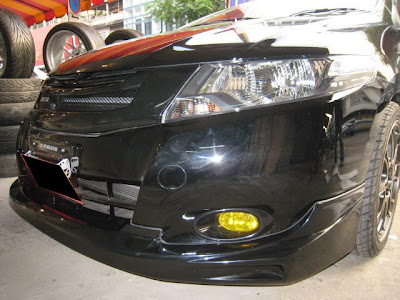 Latest kit from Mugen for Honda city 2009. Fierce front bumper