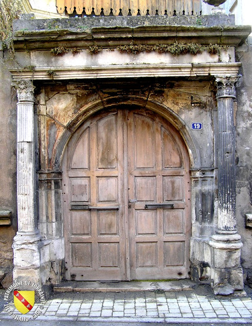 VEZELISE (54) - Hôtel de Tavagny (1546)