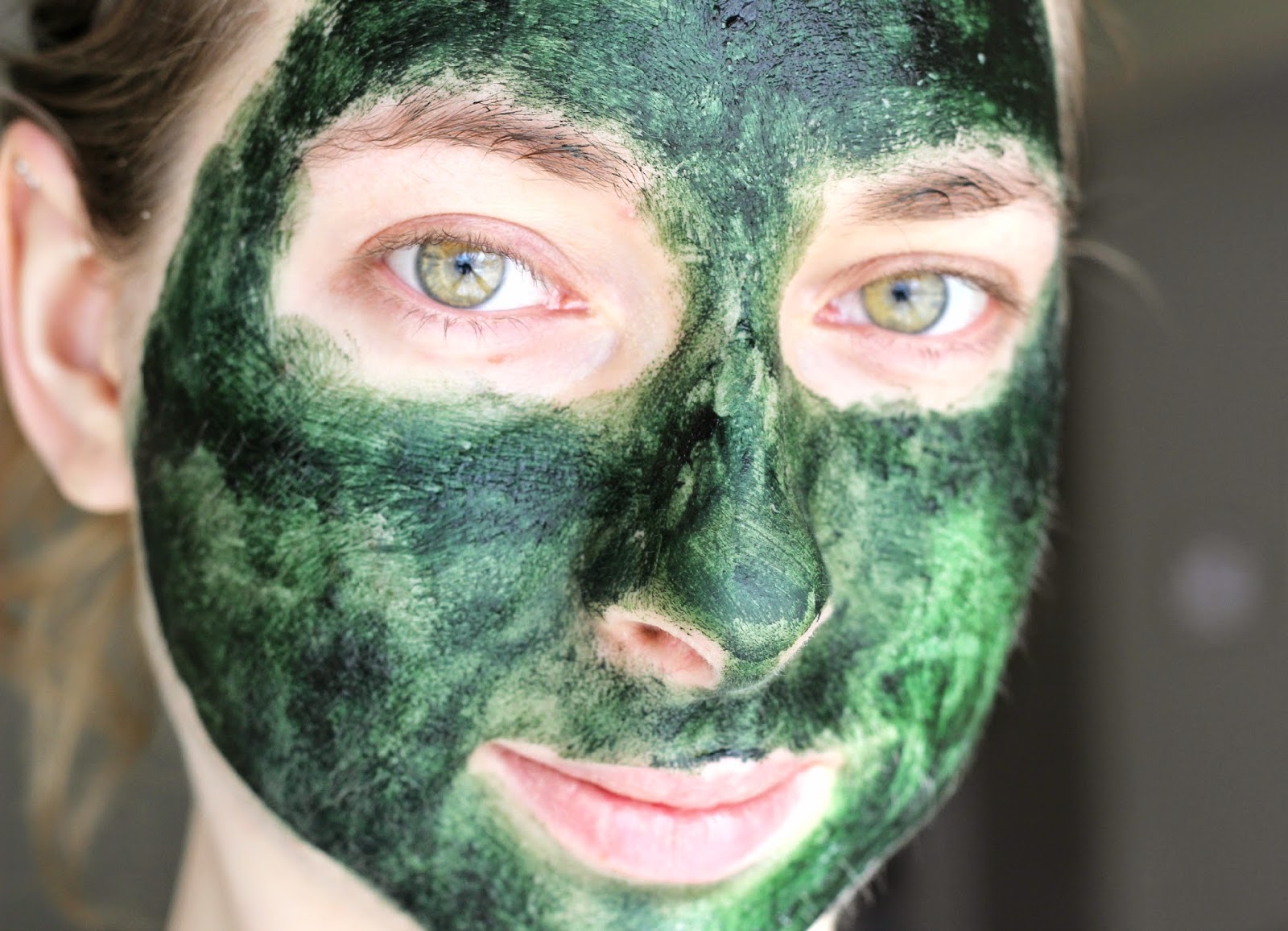 Easy DIY Spirulina Face Mask for Problem Skin