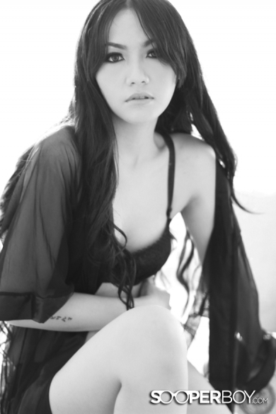 Foto Hot Model Sexy Indonesia, Dewi Salma - Ada Yang Asik