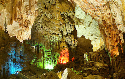 NATIONAL PARK PHONG NHA - KE BANG NATIONAL PARK 