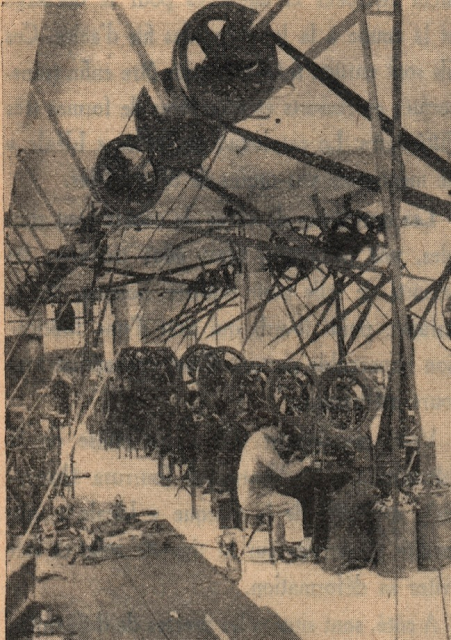 Tron et Berthet à Pont-Saint-Pierre - La selle Idéale. Les presses de découpage des parties métalliques en 1935