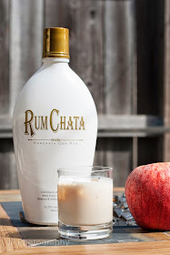 apple pie chata cocktail, apple pie liqueur, rum chata