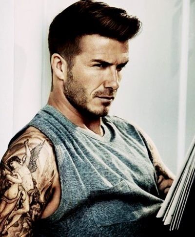 20 Gaya  Rambut  Keren David Beckham yang Selalu Menjadi 