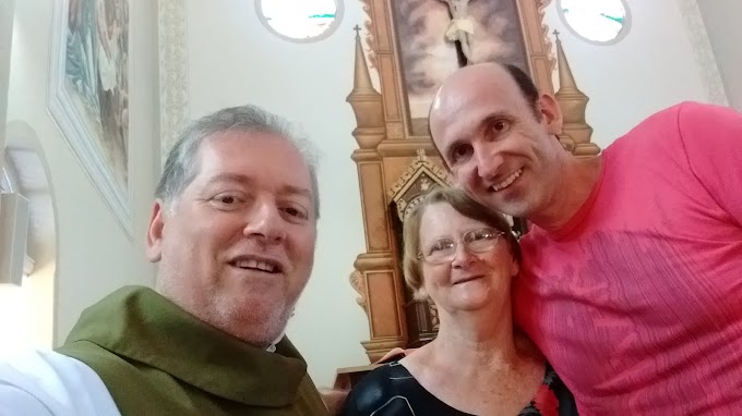  FAMÍLIA DE GASPAR VISITA A TERRA DA BEATA ALBERTINA