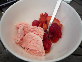 strawberry ice cream