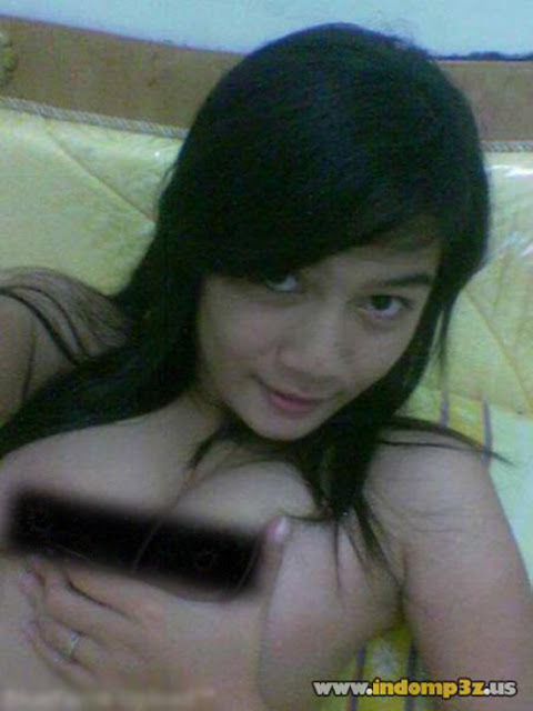 Foto-foto Gadis SMA Cantik Bugil