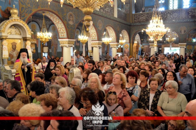 Χιλιάδες υποδέχθηκαν την εικόνα της Παναγίας Σουμελά στην Αθήνα – Συγκινητικές στιγμές