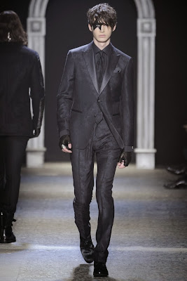 John Varvatos, Kiss, menswear, style, rock star, superhéroes, heavy, Milán Fashion Week, 2014, otoño invierno, Fall Winter, 