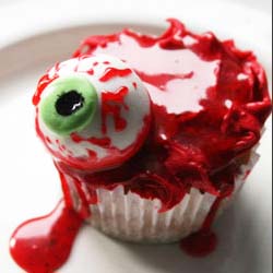 real looking blood eyeball body parts cupcake DIY tutorial