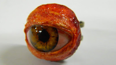 Realistic Life Size Human Or Zombie Eyeball Ring with Eye Lids For Halloween, CosPlay