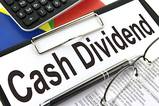 Cash Dividend by Nick Youngson on Picpedia - https://www.picpedia.org/clipboard/cash-dividend.html