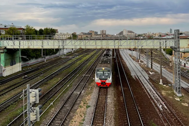 вид с Русаковской эстакады, железнодорожная станция Москва-Пассажирская-Казанская