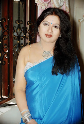 Mallu aunty sana gemini TV anchor