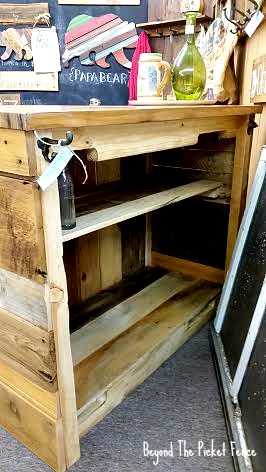 barnwood, bar, coffee station, rustic, cabin, reclaimed wood, pallets, http://bec4-beyondthepicketfence.blogspot.com/2016/05/rustic-reclaimed-bar.html