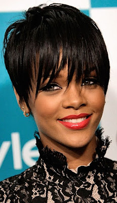 Rihanna's Hair Styles26