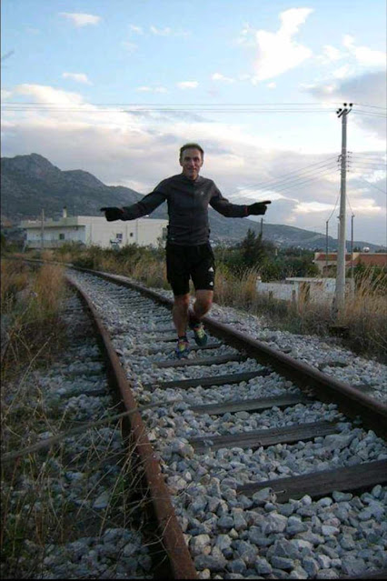 Ο Υπερμαραθωνοδρόμος Νίκος Κόντης στην μνήμη των 57 ψυχών που χάθηκαν στα  Τέμπη θα τρέξει 400χλμ. από την Αθήνα έως το σημείο μηδέν!!! |  Sportofrunning.eu