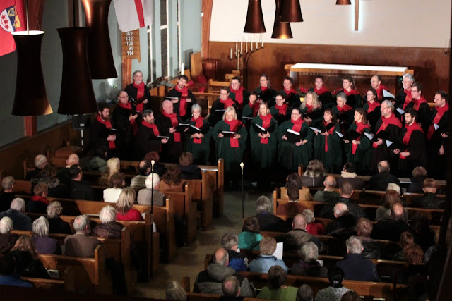 St. Columba church Christmas concert - standing room only