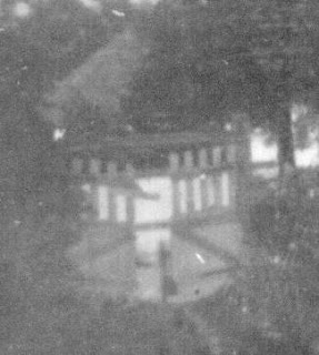 A temető kiskapuja az 1950-es években