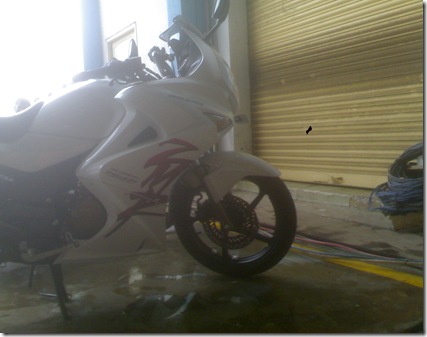 hero_honda_karizma_pgm_fi_2