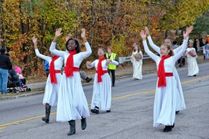Holiday Glow in the Corners Parade - 2016