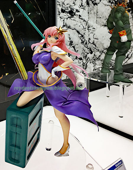 Figura Meer Campbell GGG Nose Art Realize Mobile Suit Gundam SEED Destiny