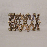 Bracelet Victorian Font7