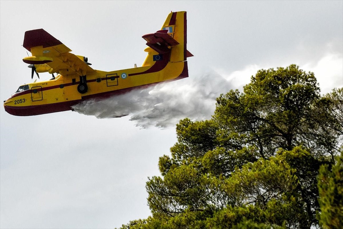 Μεγάλη φωτιά στην Κομοτηνή – Σηκώθηκαν 2 αεροσκάφη