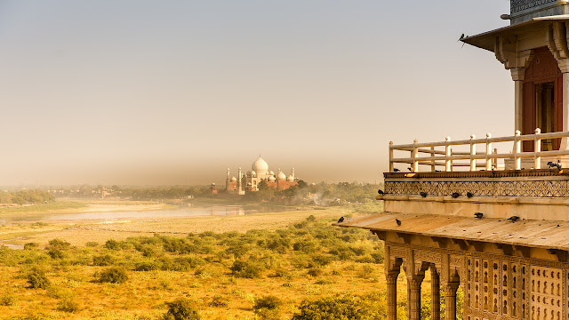 10 Best Places To visit In Agra