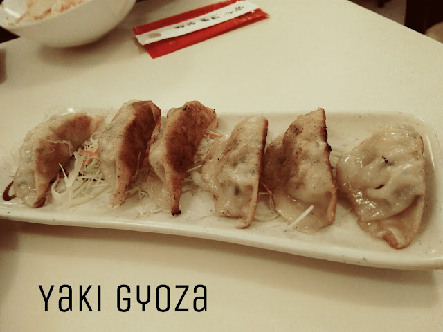 Paulin's Munchies - Shinagawa Ramen & Izakaya Restaurant at International Plaza Tanjong Pagar - Yaki Gyoza