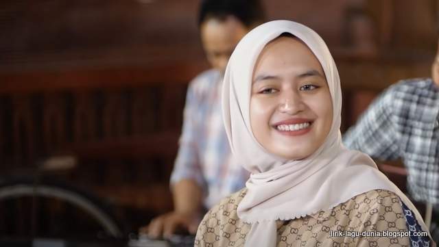 Lirik Lagu Woro Widowati - Telanjur Dalam Diriku Mencintai