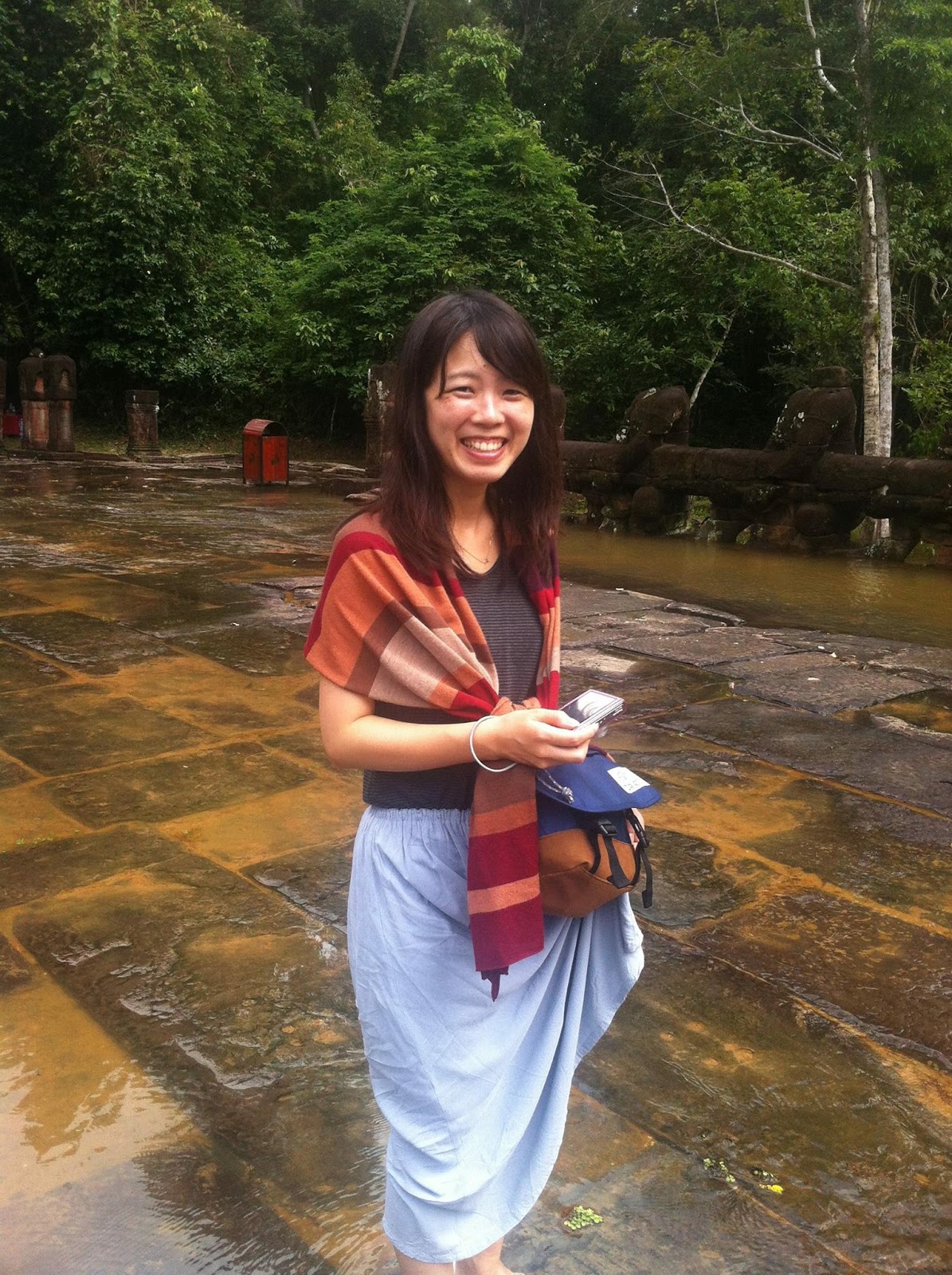 カンボジア日本語ガイドのダーです カンボジア女お一人旅現地ガイドのオプションツアー