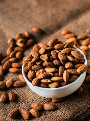 benefits of almond oil for face