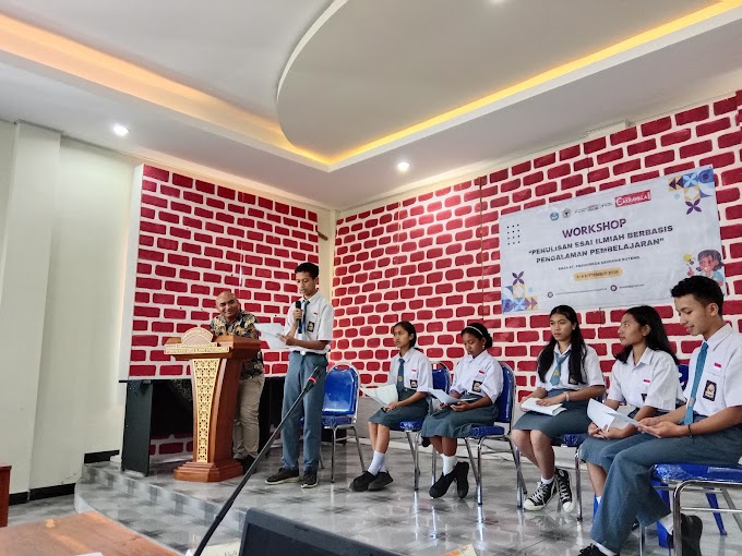 SMAK St. Fransiskus Xaverius Ruteng Bergerak Menuju Sekolah Model Literasi