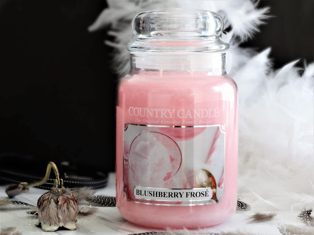 avis Blushberry Frosé de Country Candle, blushberry frose country candle, avis bougie country candle, country candle review, blushberry frose review, blog bougie, candle review, scented candle