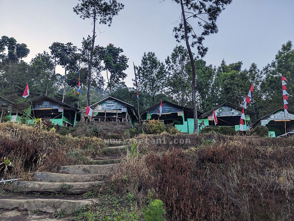 Fasilitas Basecamp Apuy Gunung Ciremai