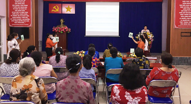 Thí sinh tham gia vòng thi trắc nghiệm. (Ảnh PV)