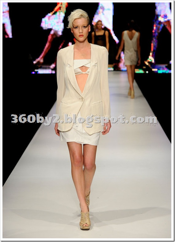 RSFF 2009 RAFW Review 4 Catwalk dmb5q5LbNMIl
