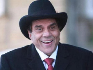 At the age of 82, Dharmendra does not own this thing, it remains difficult to live without him
