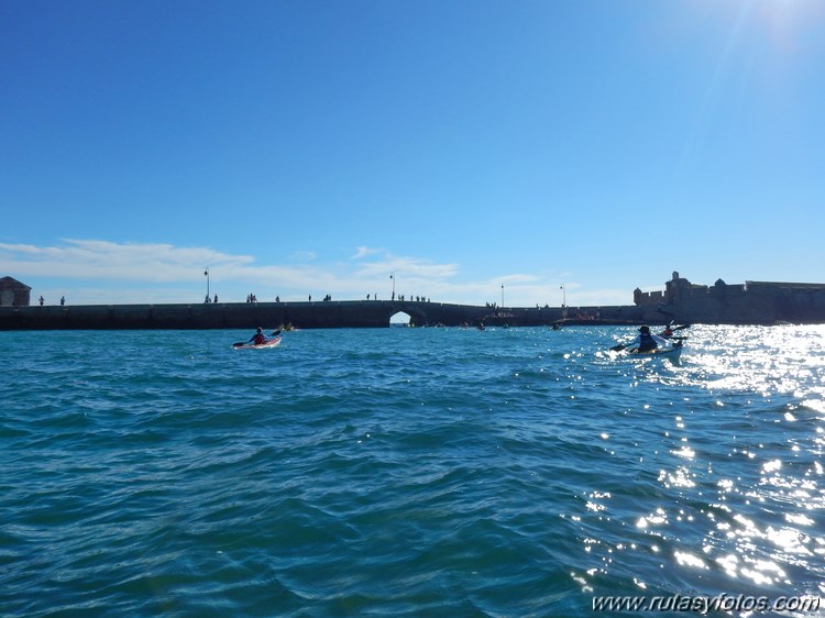 Concentración Kayak de Mar La Caleta 2016