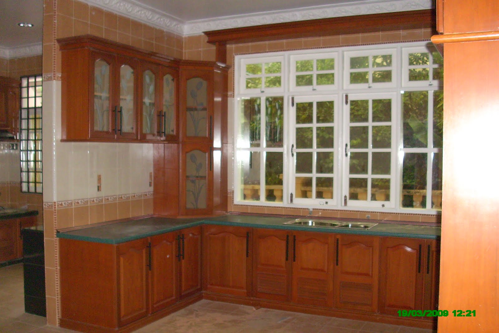  Gambar Kabinet Dapur  Kayu