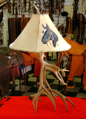 For Stunning Western Interior Design Homes, How To Select Antler Lighting , Home Interior Design Ideas , http://homeinteriordesignideas1.blogspot.com/