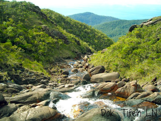 Lereng Gunung Cabang, Pulau Karimata