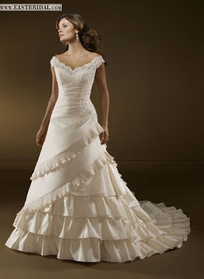  Shopping Wedding Dress Trends 2010