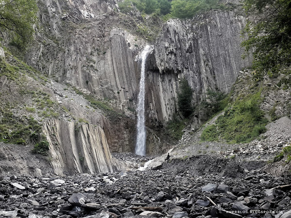 Водопад Зейли