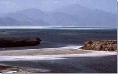 danau unik