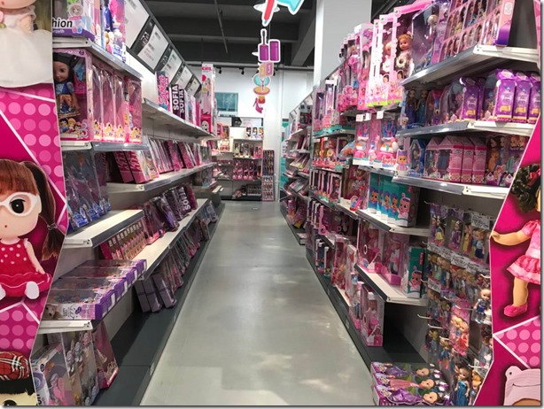 Hot sale toys market
