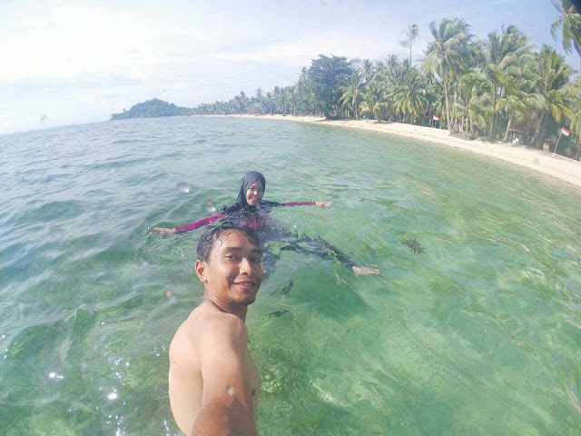 pantai pulau benan